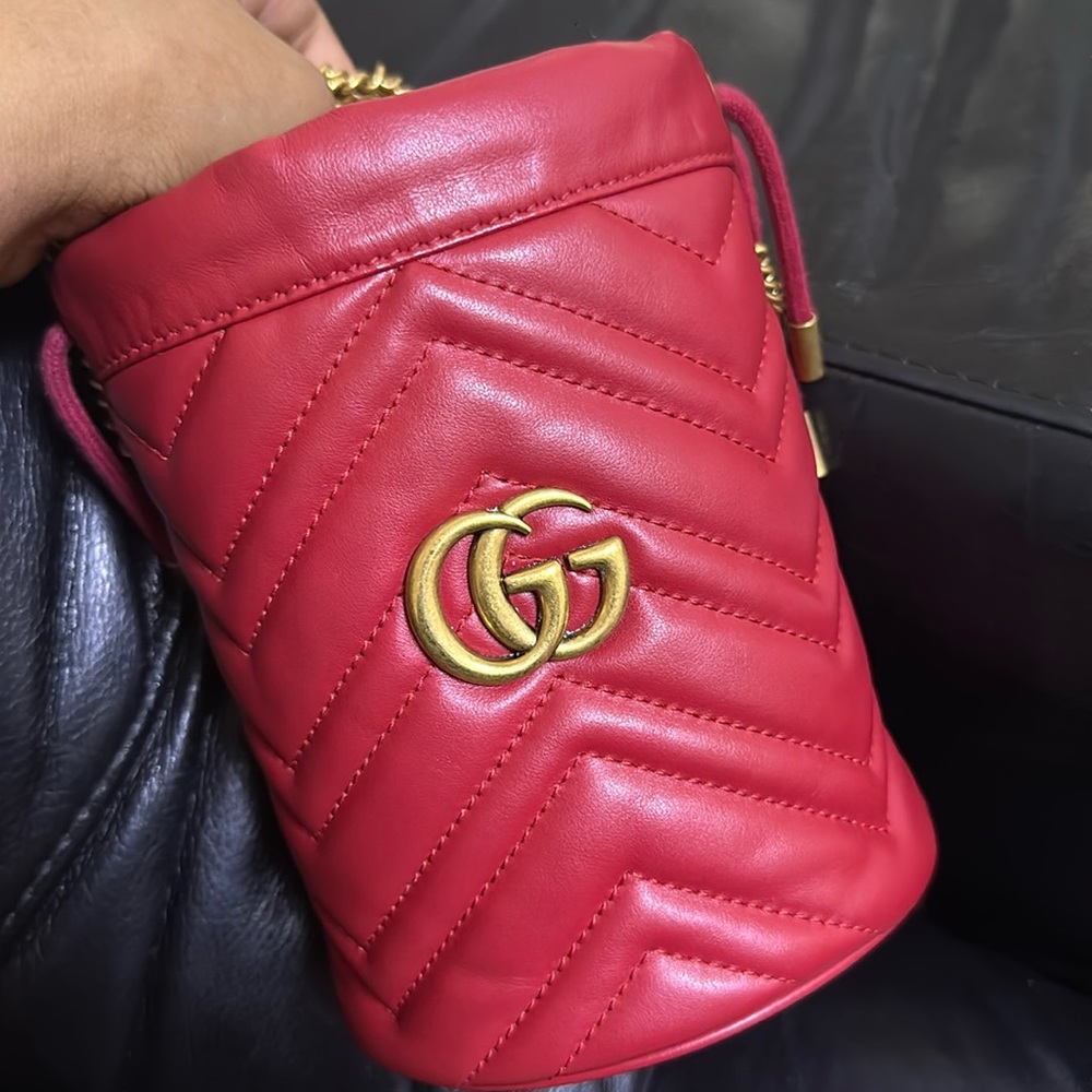 Gucci GG Marmont Bucket Bag